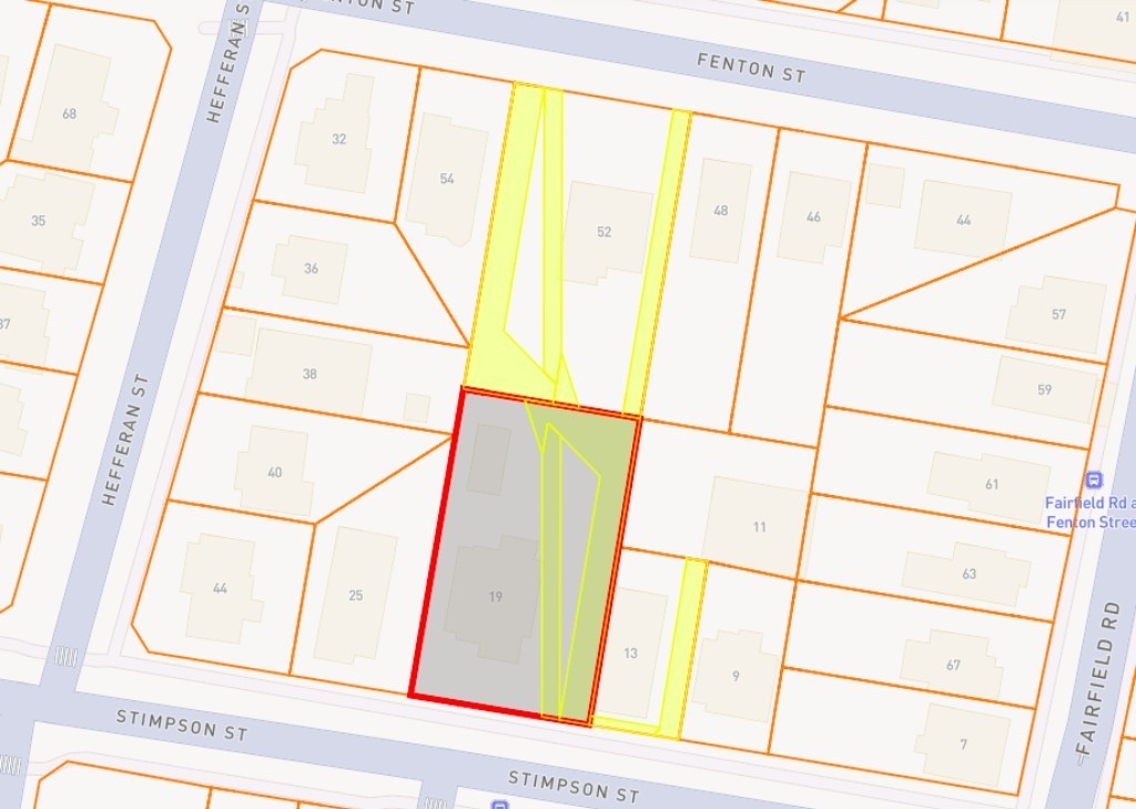 Homesnoop platform showing easements overlaid on a property